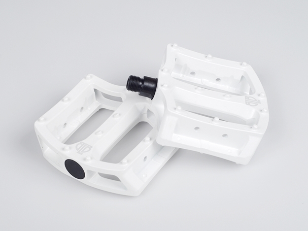 BLB Freestyle Pedals - White
